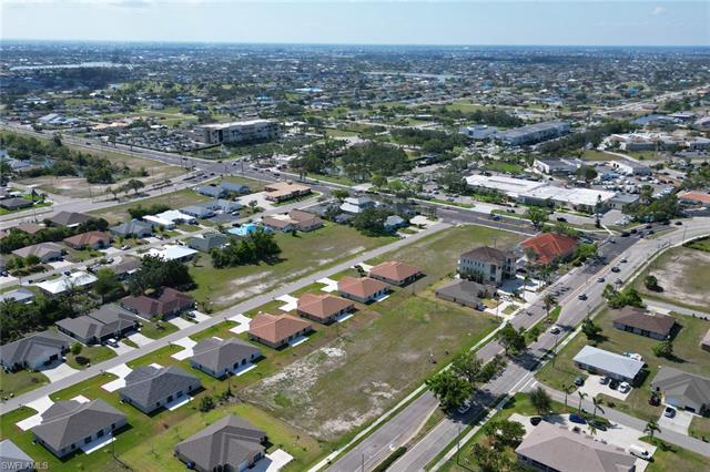 1224 Country Club BLVD CAPE CORAL, FL 33990 ,Listing ID