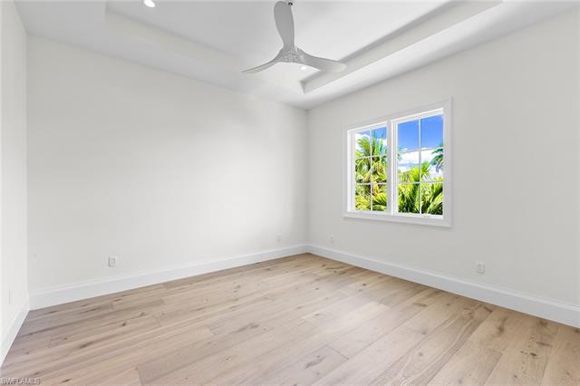 2131 Marina DR NAPLES, FL 34102 ,Listing ID