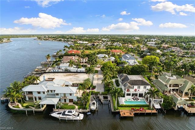 2131 Marina DR NAPLES, FL 34102 ,Listing ID