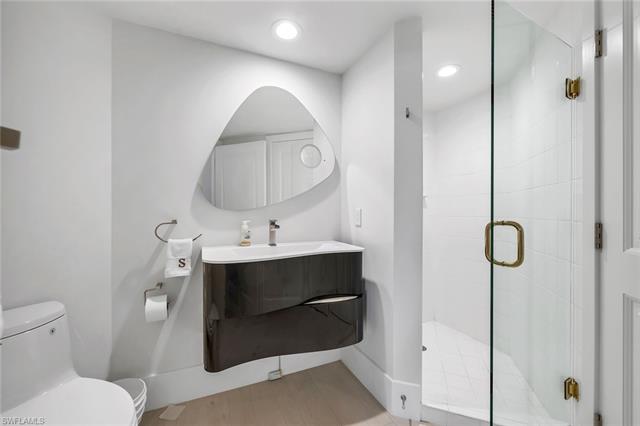 6597 Nicholas BLVD Unit# 401 NAPLES, FL 34108 ,Listing ID
