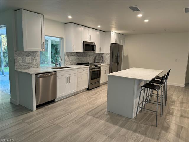 2393 Outrigger LN NAPLES, FL 34104 ,Listing ID