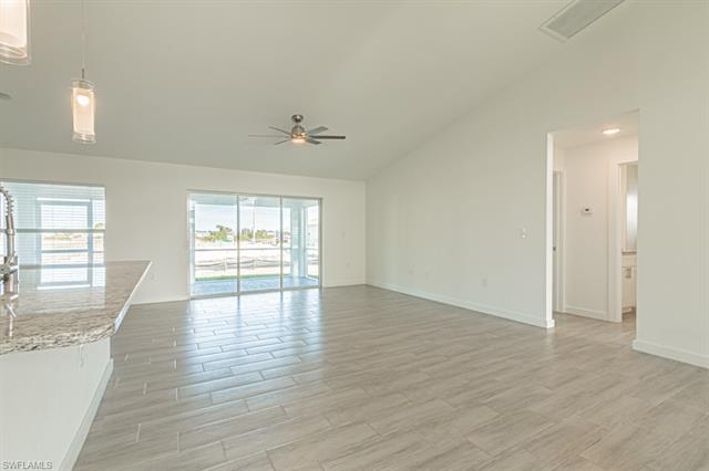 4020 33RD ST LEHIGH ACRES, FL 33976 ,Listing ID