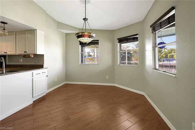 2302 SE 15th TER CAPE CORAL, FL 33990 ,Listing ID