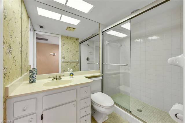 6040 Pelican Bay BLVD Unit# D-105 NAPLES, FL 34108 ,Listing ID