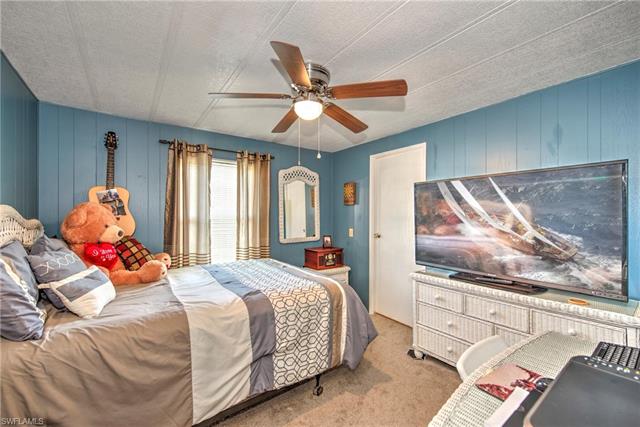 2718 Indianwood DR NORTH FORT MYERS, FL 33917 ,Listing ID