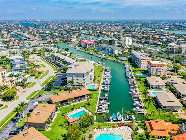 915 Panama CT Unit# B4 MARCO ISLAND, FL 34145 ,Listing ID