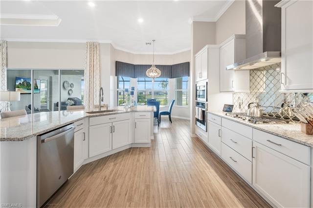 Gas Cooktop, Convection, Air fryer oven, quiet dishwasher and custom faucet and LOOK at that backsplash WOW factor