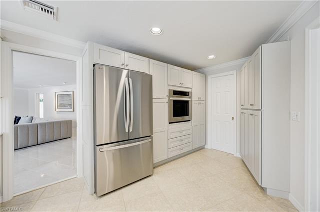 660 14th AVE NAPLES, FL 34102 ,Listing ID