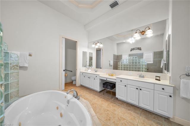 2605 Beach PKWY CAPE CORAL, FL 33914 ,Listing ID