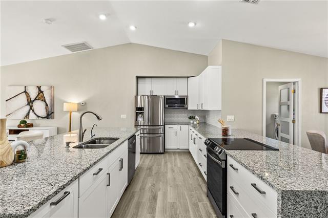 814 Louis AVE LEHIGH ACRES, FL 33972 ,Listing ID
