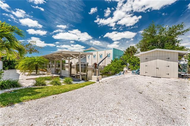 203 1st ST BONITA SPRINGS, FL 34134 ,Listing ID