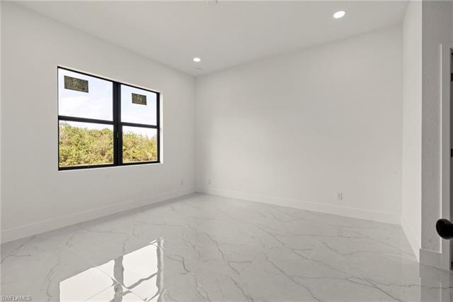 2811 Nadine LN LEHIGH ACRES, FL 33971 ,Listing ID