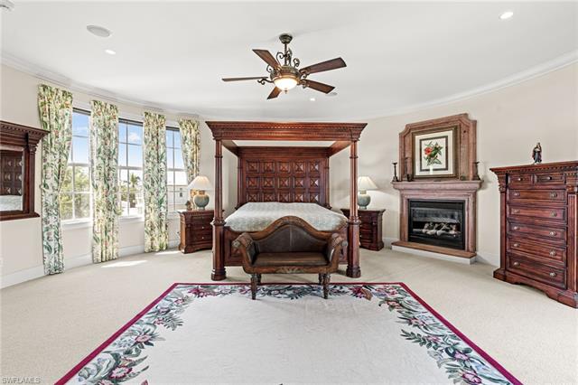 749 Inlet DR MARCO ISLAND, FL 34145 ,Listing ID