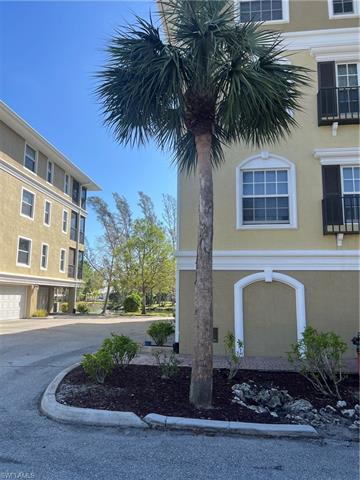 10091 Lake Cove DR Unit# 301 FORT MYERS, FL 33908 ,Listing ID