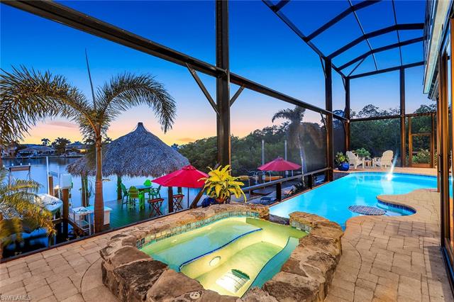 685 Embassy CT MARCO ISLAND, FL 34145 ,Listing ID