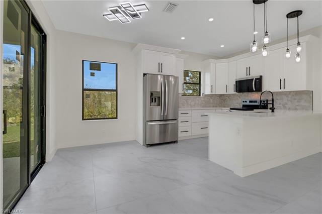 2504 62ND ST LEHIGH ACRES, FL 33971 ,Listing ID