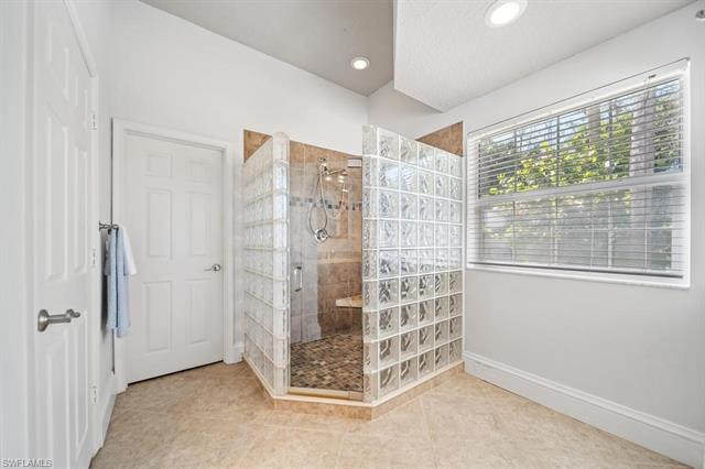 671 17th ST NAPLES, FL 34120 ,Listing ID