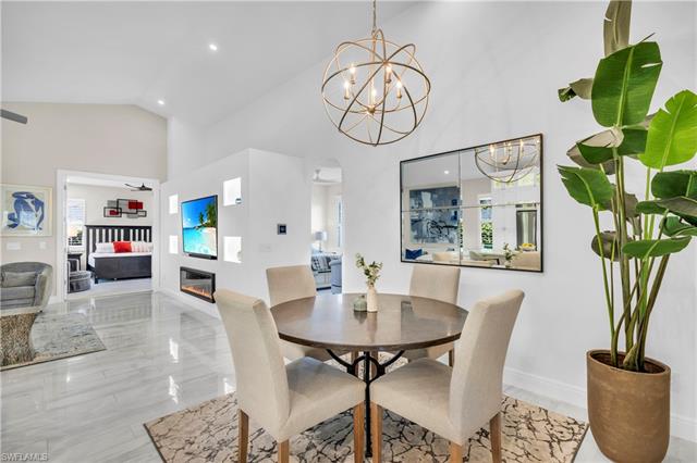 513 96th AVE NAPLES, FL 34108 ,Listing ID