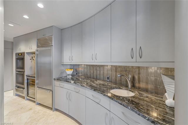 8111 Bay Colony DR Unit# 1003-4 NAPLES, FL 34108 ,Listing ID