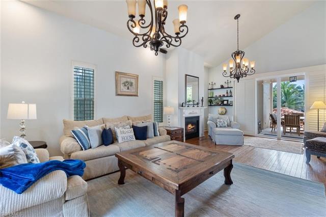 656 16th AVE NAPLES, FL 34102 ,Listing ID