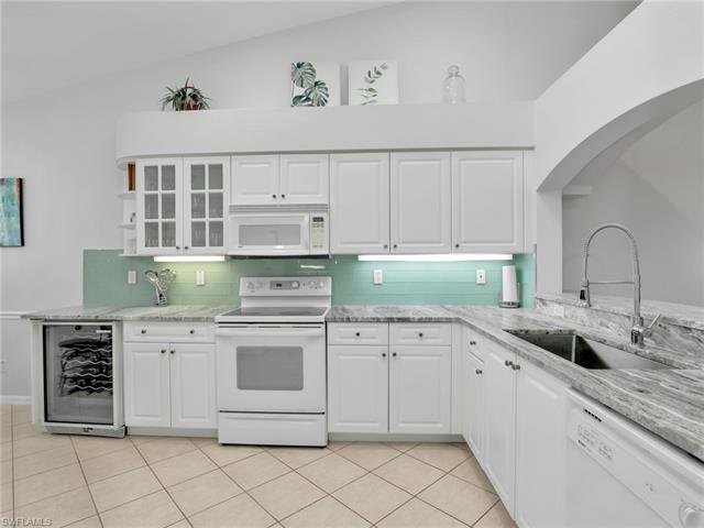 5774 Greenwood CIR Unit# 64 NAPLES, FL 34112 ,Listing ID